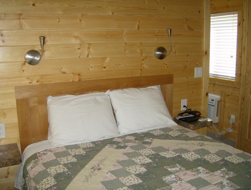 Lake Minden Camping Resort Cottage 2 Nicolaus Esterno foto